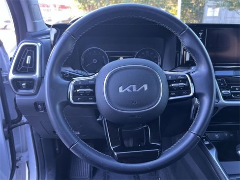 Certified 2023 Kia Sorento S image 14
