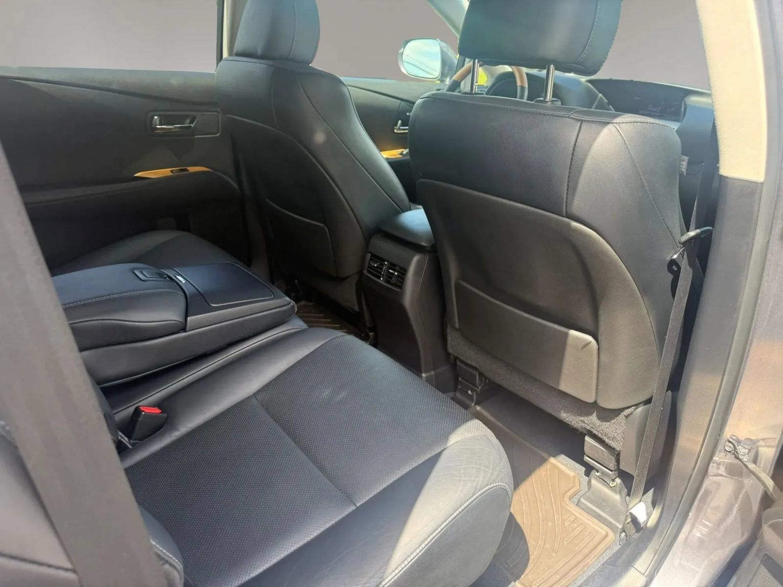 Used 2015 Lexus RX 450h AWD image 51