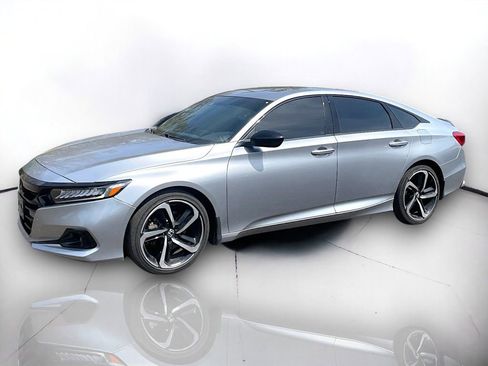 Used 2022 Honda Accord Sport image 2