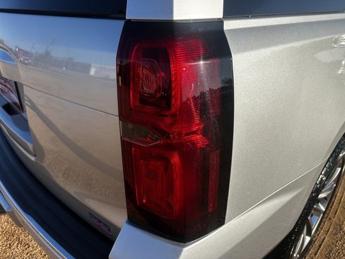 Used 2015 Chevrolet Tahoe LTZ image 9