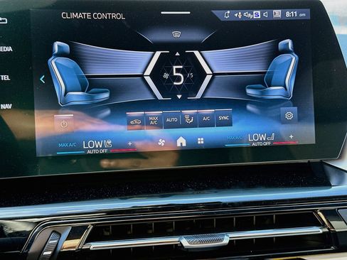 New 2026 BMW X1 xDrive28i w/ Technology Package AWD/4WD image 11