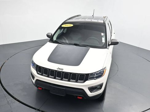 Used 2019 Jeep Compass Trailhawk w/ Popular Equipment Group AWD/4WD image 22