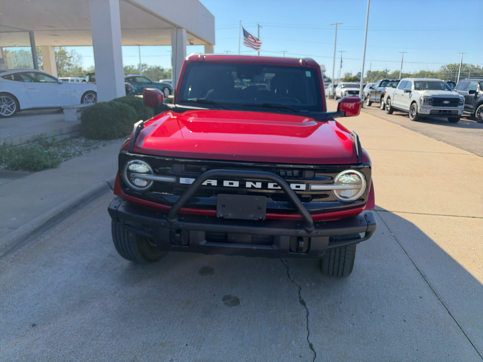 Used 2021 Ford Bronco Outer Banks AWD/4WD image 3