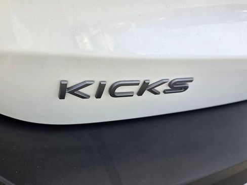 Used 2026 Nissan Kicks SV FWD image 10