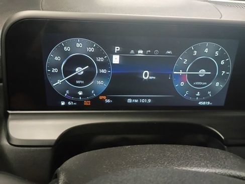 Used 2024 Kia Seltos SX AWD/4WD image 11