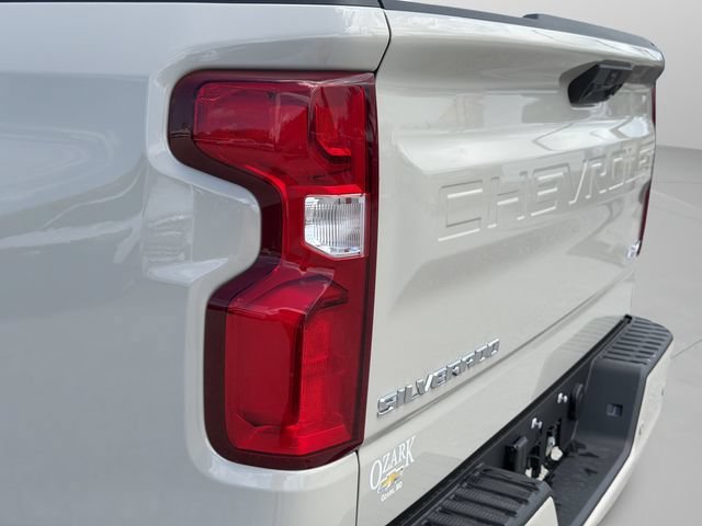 New 2026 Chevrolet Silverado 1500 RST AWD/4WD image 12
