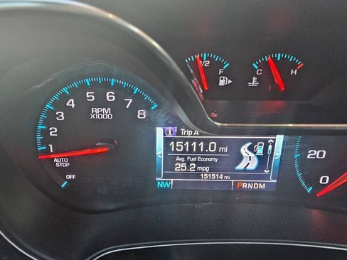 Used 2017 Chevrolet Impala LT FWD image 16