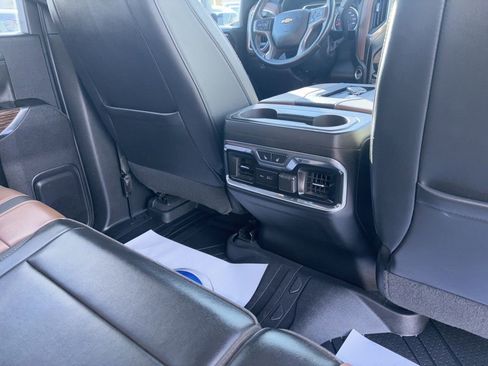 Used 2022 Chevrolet Silverado 2500 High Country image 40
