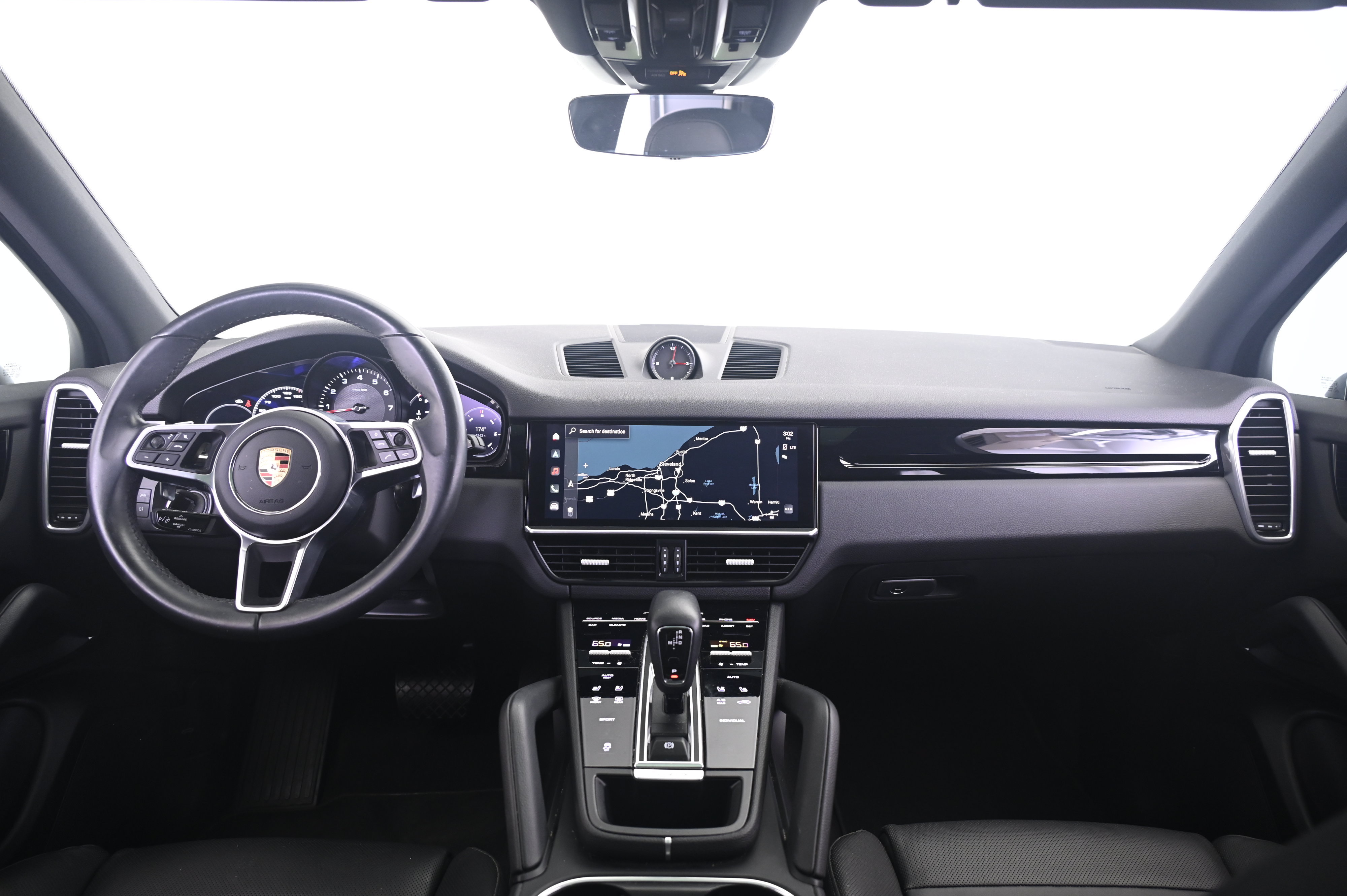 Certified 2023 Porsche Cayenne AWD/4WD image 31