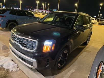 Used 2024 Kia Telluride S w/ S Sunroof Package