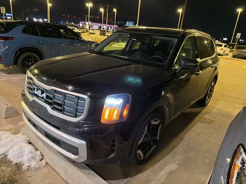 Used 2024 Kia Telluride S w/ S Sunroof Package image 1