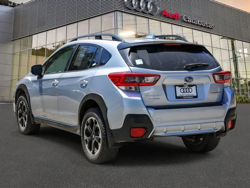 Used 2021 Subaru Crosstrek 2.0i Premium w/ Popular Package #3 AWD/4WD image 2