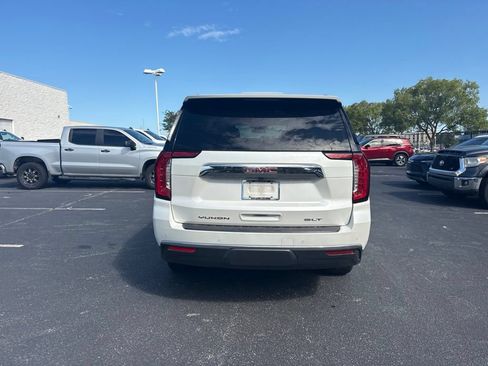 Used 2023 GMC Yukon XL SLT AWD/4WD image 4