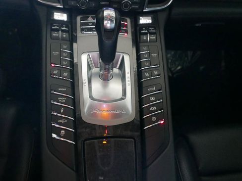 Used 2012 Porsche Panamera Turbo S image 18