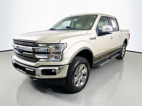 Used 2018 Ford F150 Lariat w/ Equipment Group 502A Luxury image 3