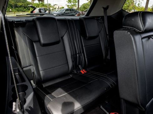 Used 2022 Volkswagen Atlas SE image 35