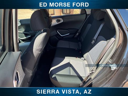 Used 2025 Kia Soul LX FWD image 15