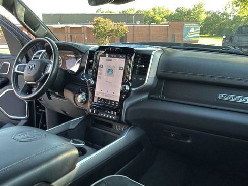 Used 2023 RAM 1500 Laramie AWD/4WD image 28