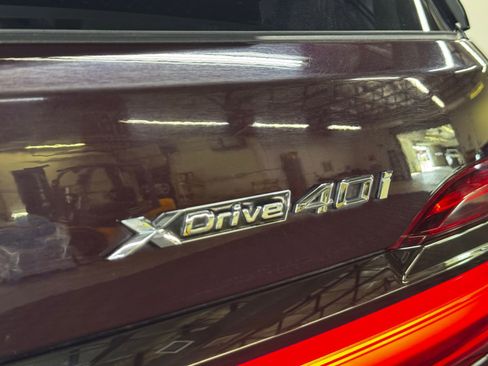 Used 2021 BMW X7 xDrive40i w/ M Sport Package AWD/4WD image 6