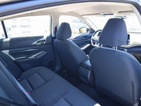 New 2026 Nissan Altima 2.5 SV FWD image 16