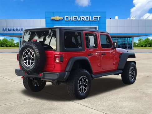 Used 2024 Jeep Wrangler Unlimited Rubicon AWD/4WD image 4