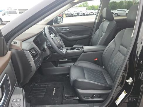 Used 2023 Nissan Rogue Platinum w/ Platinum Premium Package AWD/4WD image 22