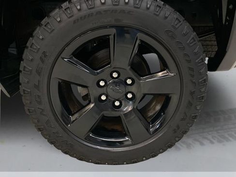 Used 2018 Chevrolet Silverado 1500 Custom w/ Rally 1 Edition image 17