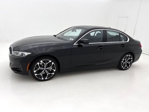 Certified 2026 BMW 330i xDrive Sedan w/ Premium Package AWD/4WD image 5