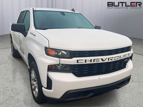Used 2021 Chevrolet Silverado 1500 Custom image 5