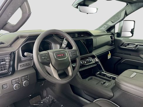 New 2026 GMC Sierra 2500 AT4X AWD/4WD image 9