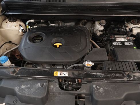 Used 2013 Kia Soul ! w/ Premium Pkg FWD image 37
