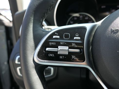 Used 2019 Mercedes-Benz C 300 Sedan image 15