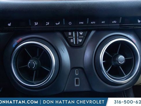 Used 2022 Chevrolet Blazer LT AWD/4WD image 8