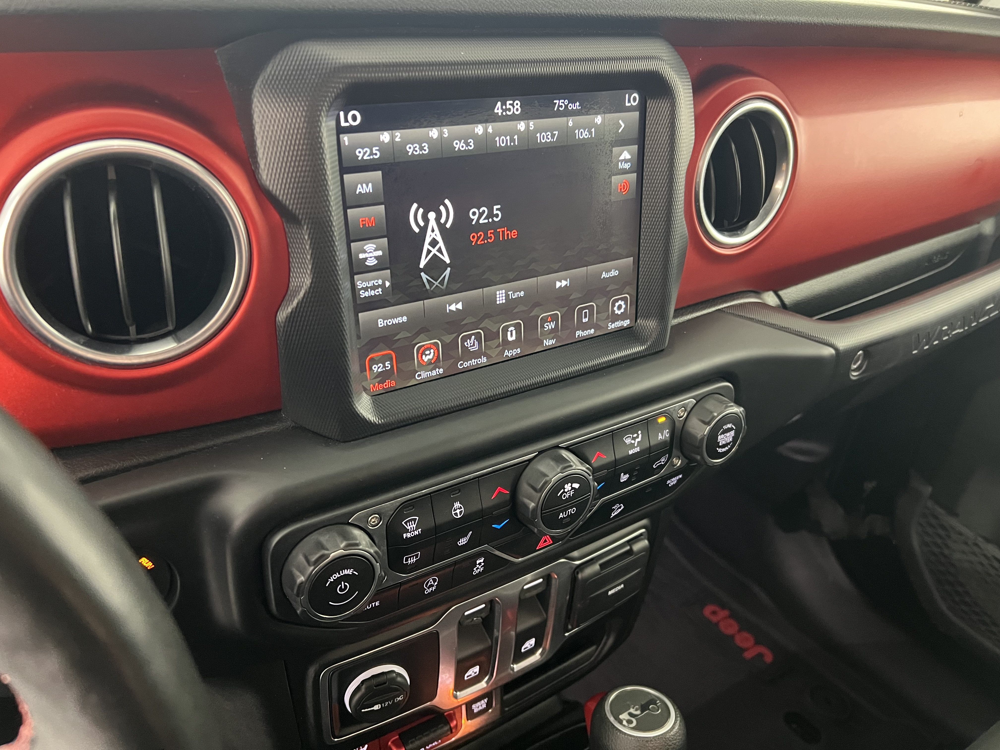 Used 2020 Jeep Wrangler Rubicon AWD/4WD image 25