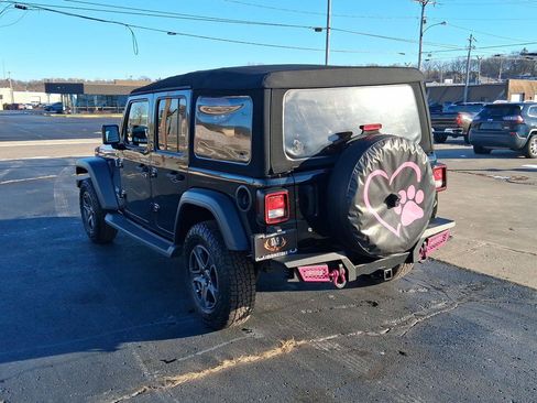 Used 2018 Jeep Wrangler Unlimited Sport S image 5