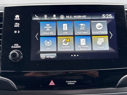 Used 2023 Honda Passport EX-L image 25