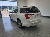 Used 2022 GMC Acadia Denali w/ Denali Technology Package image 3