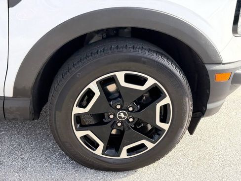 Certified 2022 Ford Bronco Sport Outer Banks AWD/4WD image 19