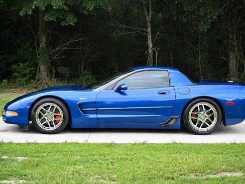 Used 2003 Chevrolet Corvette Z06 w/ Memory Package, 3 Drivers RWD image 35