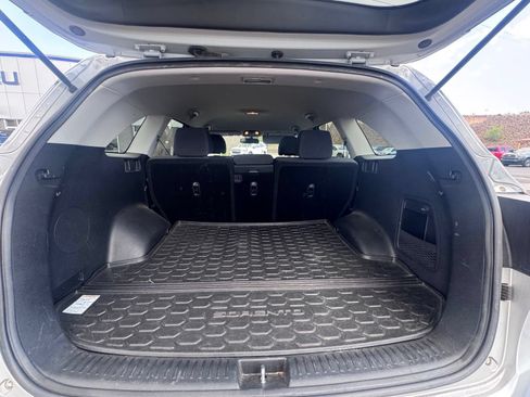 Used 2018 Kia Sorento L FWD image 10