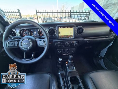 Used 2023 Jeep Gladiator Sport image 28