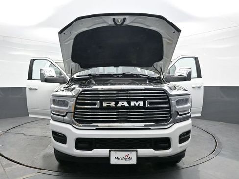 Used 2024 RAM 2500 Laramie AWD/4WD image 42