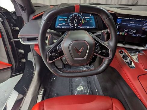 Used 2021 Chevrolet Corvette Stingray Premium Cpe w/ Z51 Performance Package RWD image 7