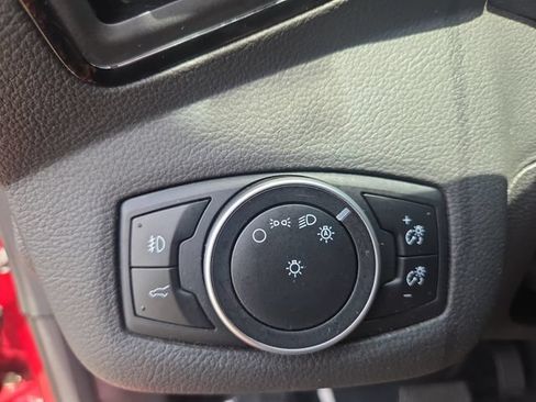 Used 2017 Ford Escape Titanium AWD/4WD image 18