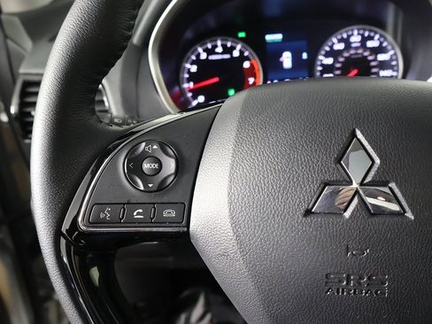 Used 2024 Mitsubishi Eclipse Cross SE image 37