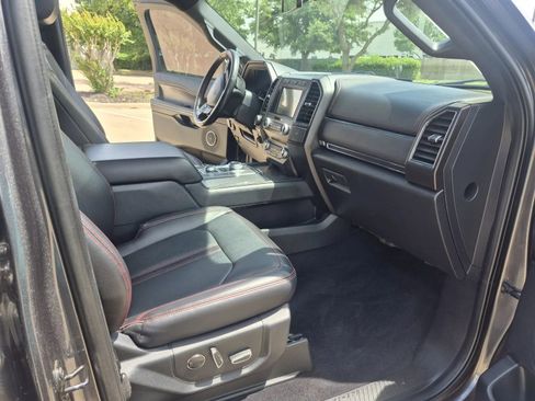 Used 2021 Ford Expedition Max Limited AWD/4WD image 21