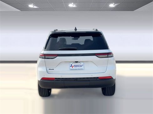 New 2025 Jeep Grand Cherokee Limited image 10