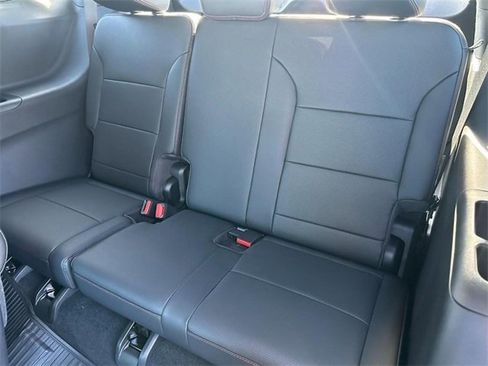 New 2026 Chevrolet Traverse Z71 image 5