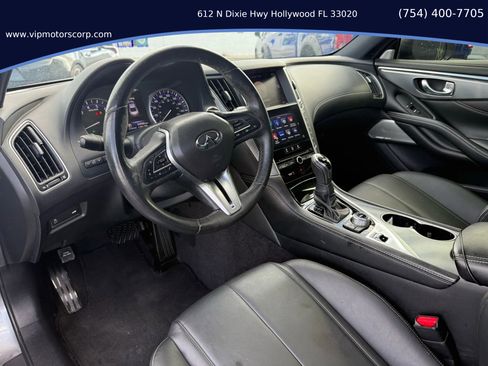 Used 2018 INFINITI Q60 3.0t Luxe image 8