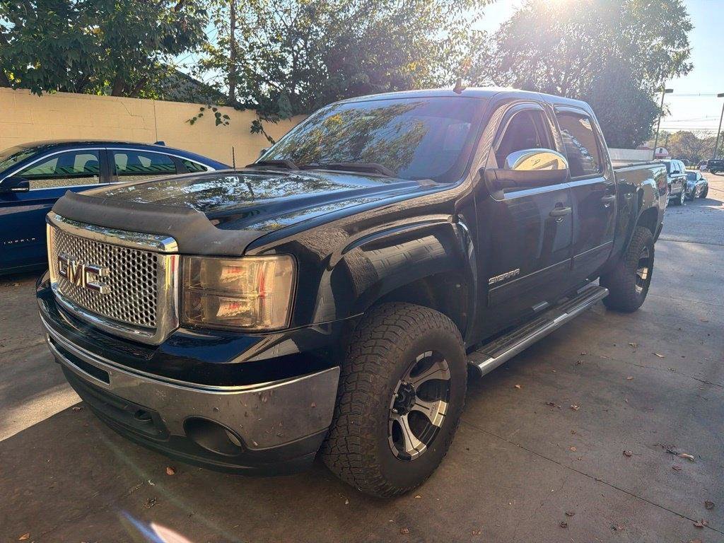 Used 2011 GMC Sierra 1500 SLE AWD/4WD image 2